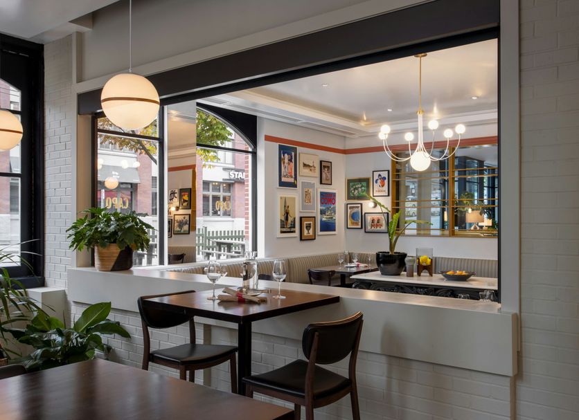 Restaurant Photo