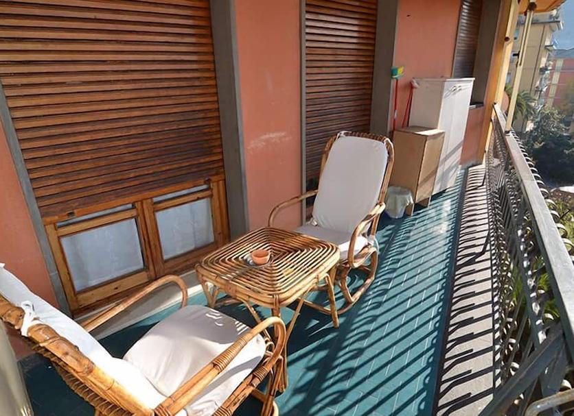 Balcony Photo