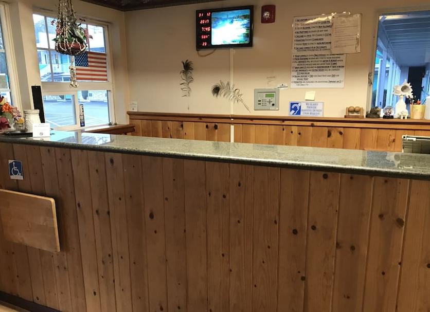 Front desk Photo