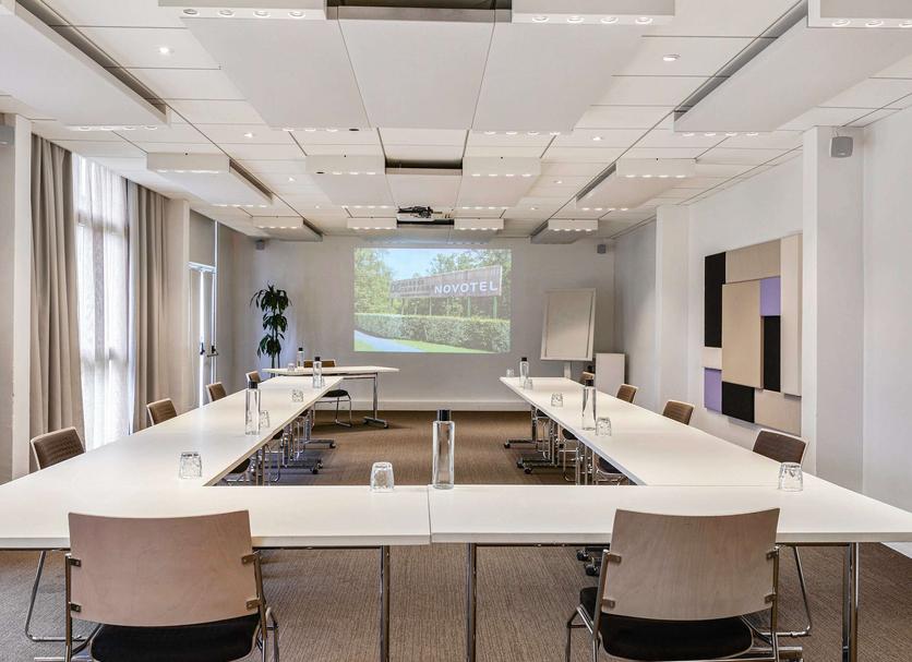 Conference room Photo