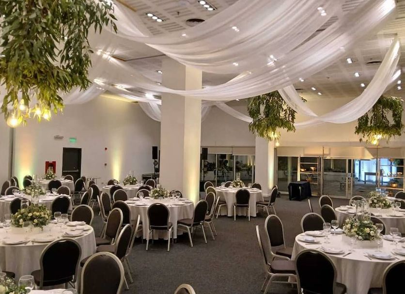 Banquet hall Photo