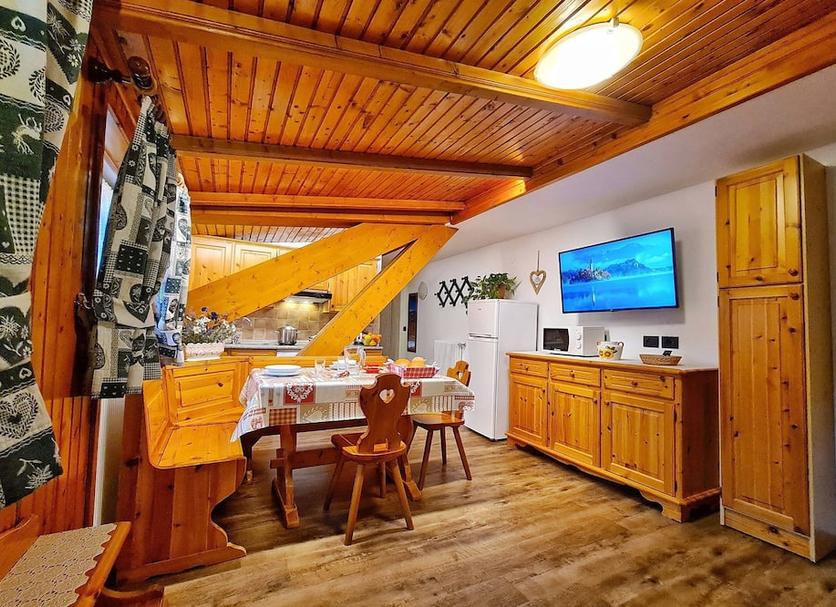 Dining room Photo