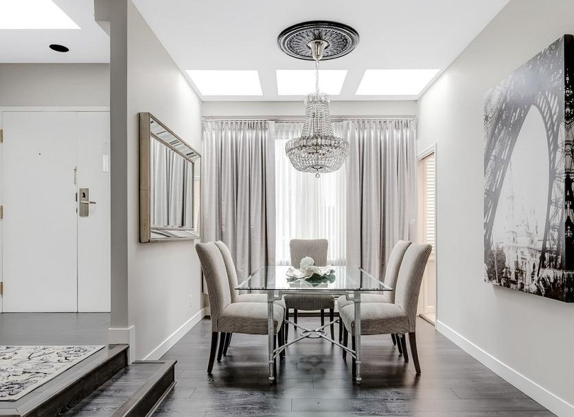 Dining room Photo