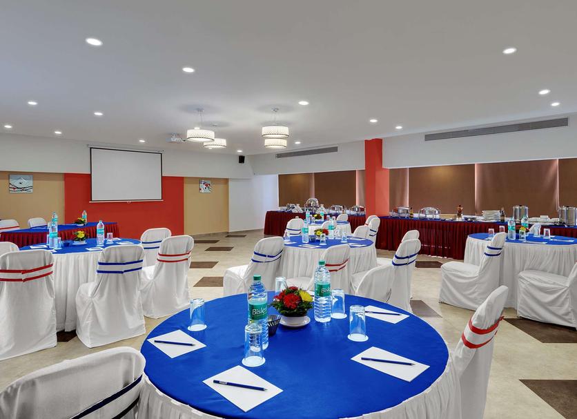 Banquet hall Photo