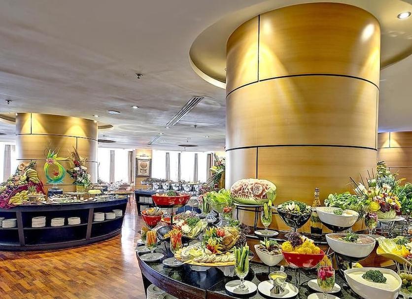 Buffet Photo