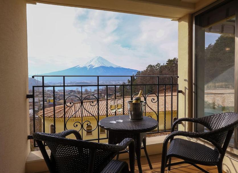 Balcony Photo