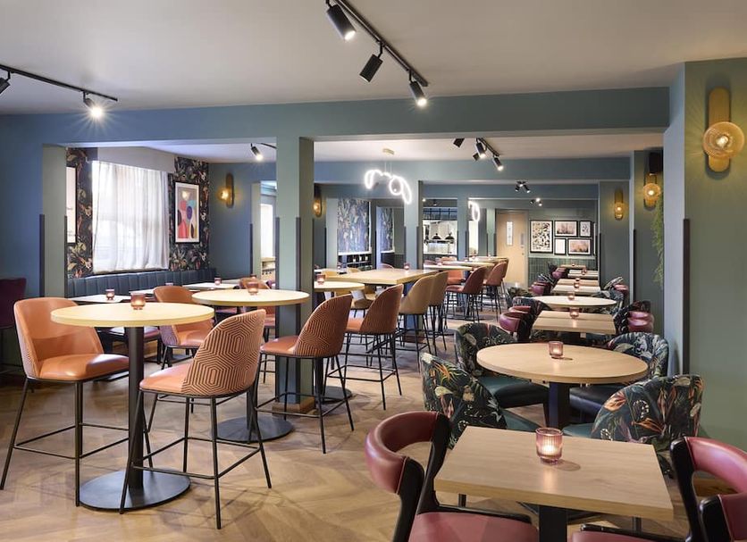 Restaurant Photo