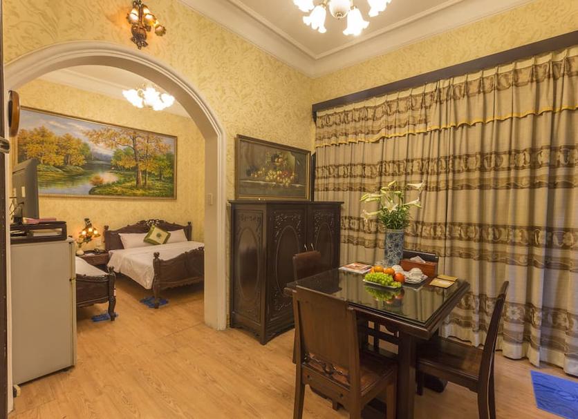 Dining room Photo