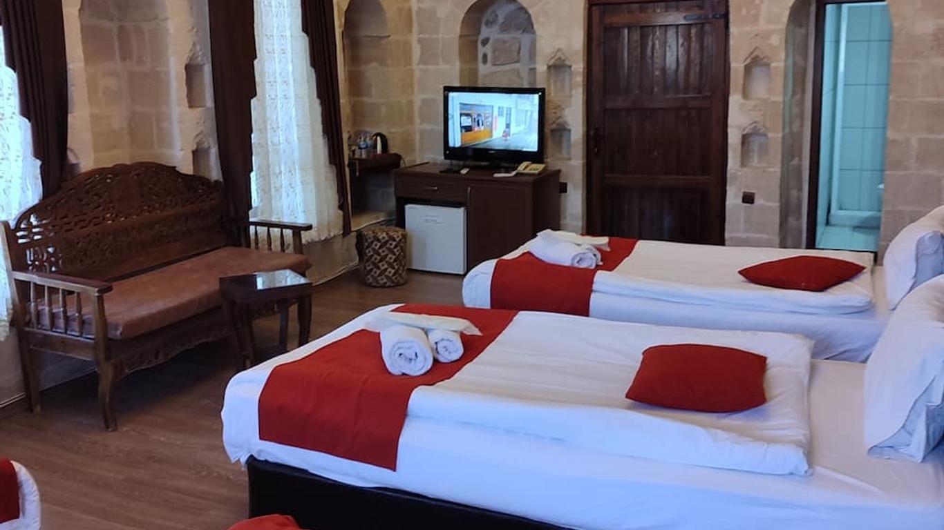 Kadim Hotel