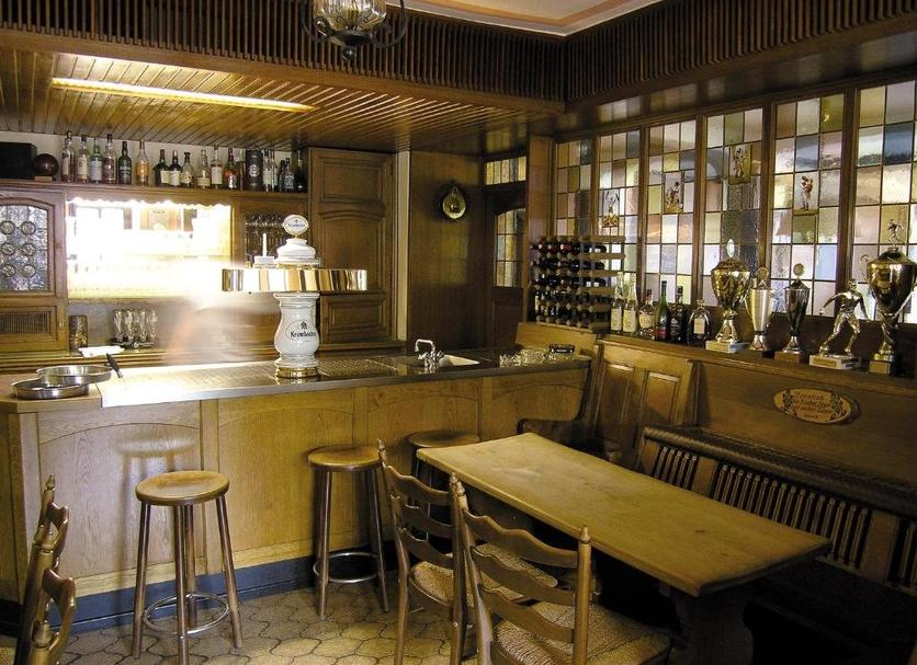 Bar Photo