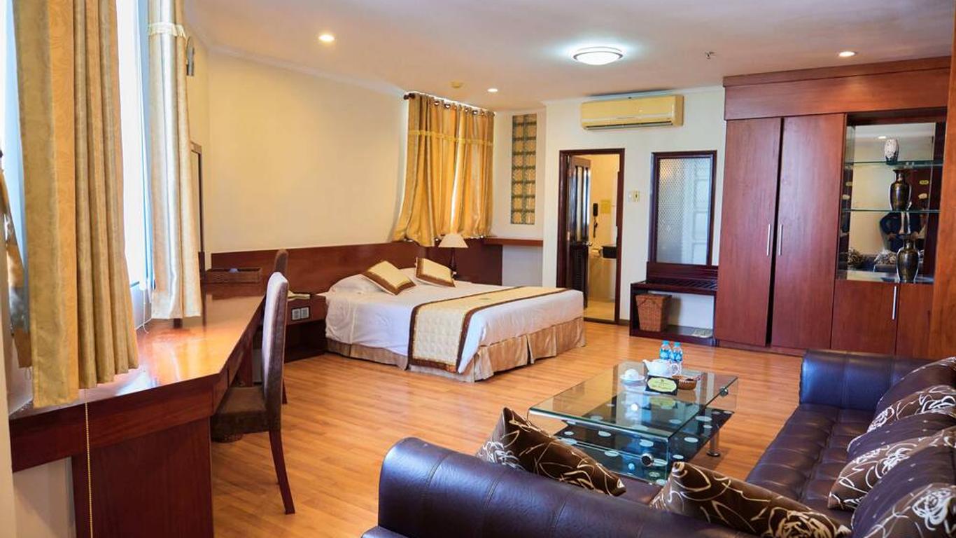 Hau Giang Hotel