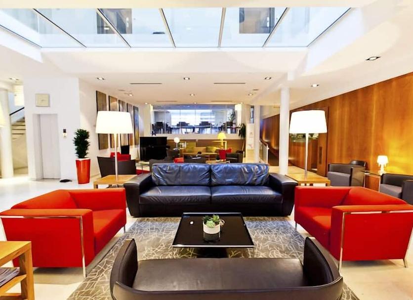 Lounge Photo