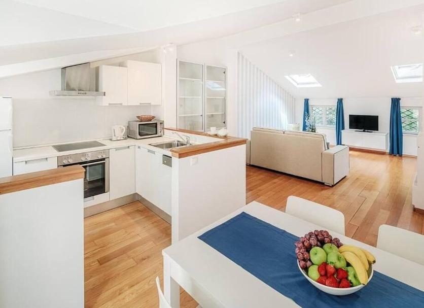 Kitchen Photo