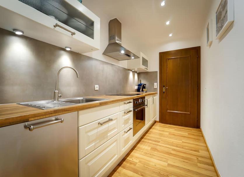 Kitchen Photo