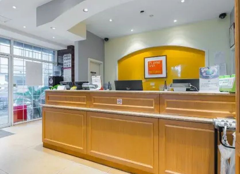 Front desk Photo