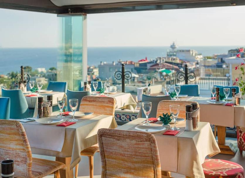 Restaurant Photo