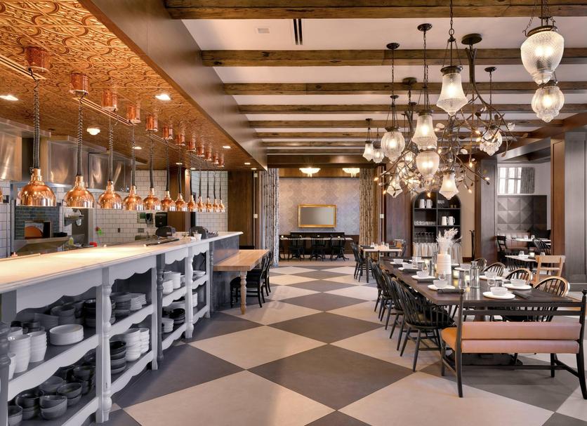 Restaurant Photo