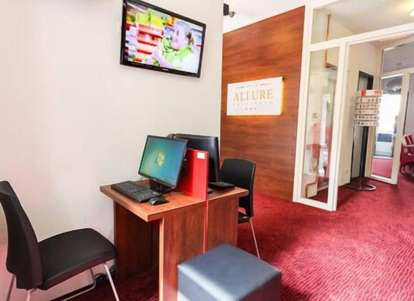 Business centre Photo