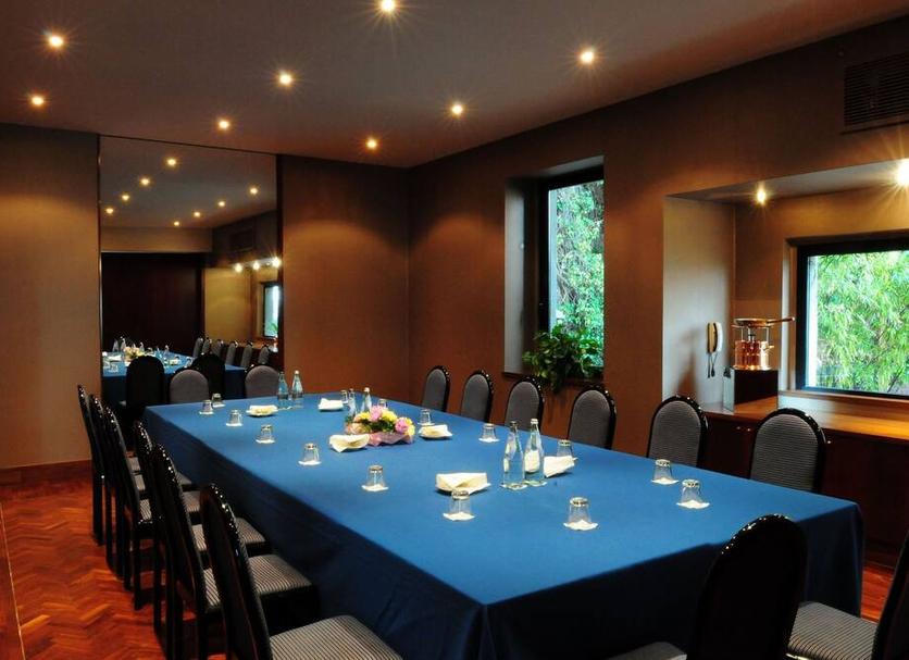 Conference room Photo