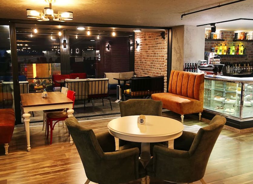 Bar Photo