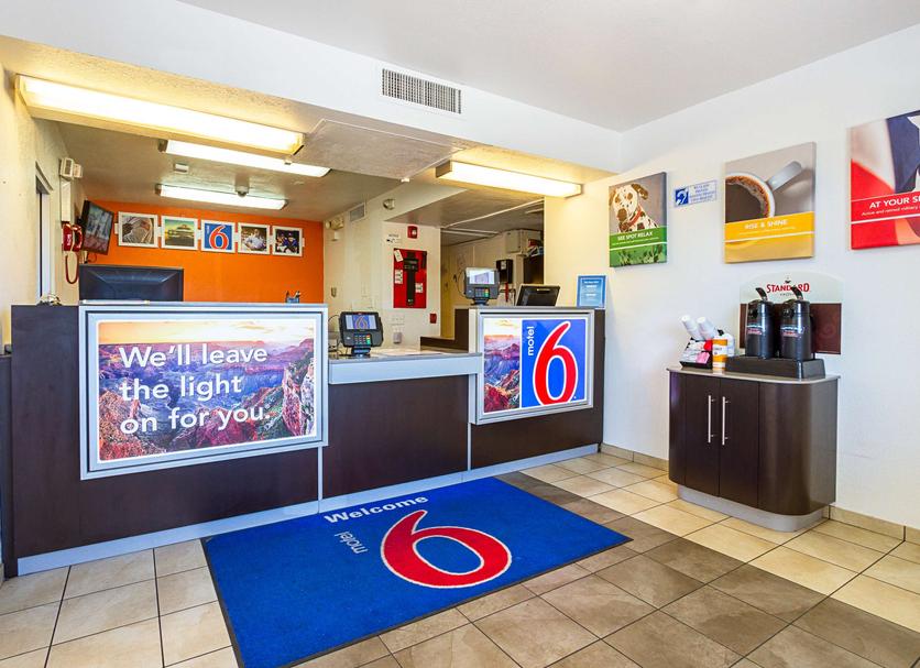 Front desk Photo