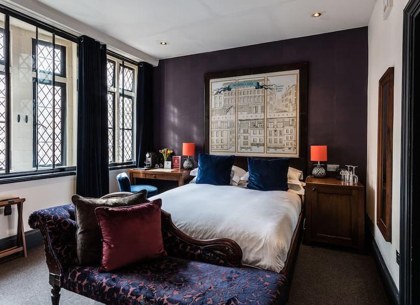 Bedroom Photo