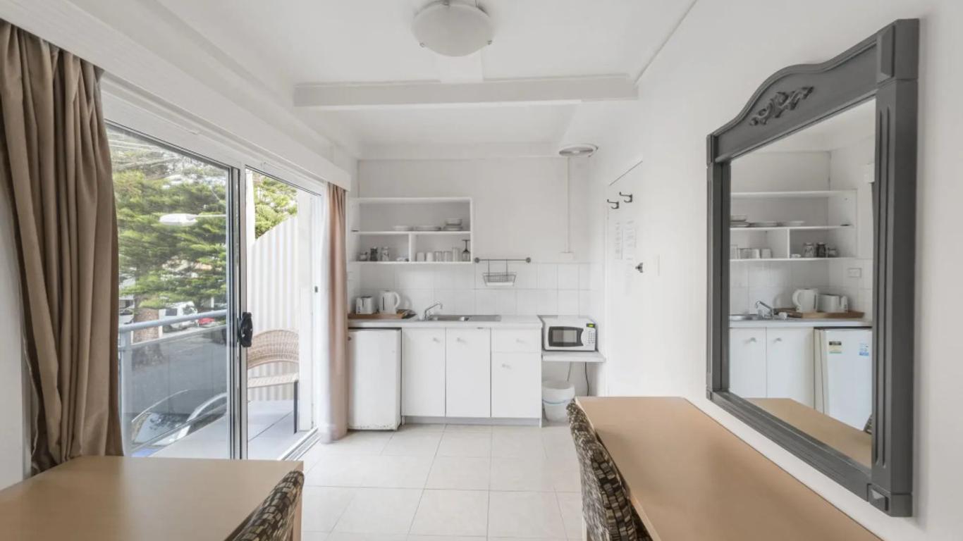 Manly Waves Accommodation