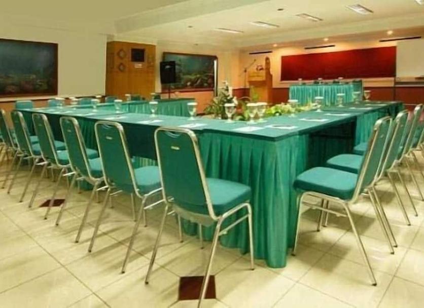 Conference room Photo