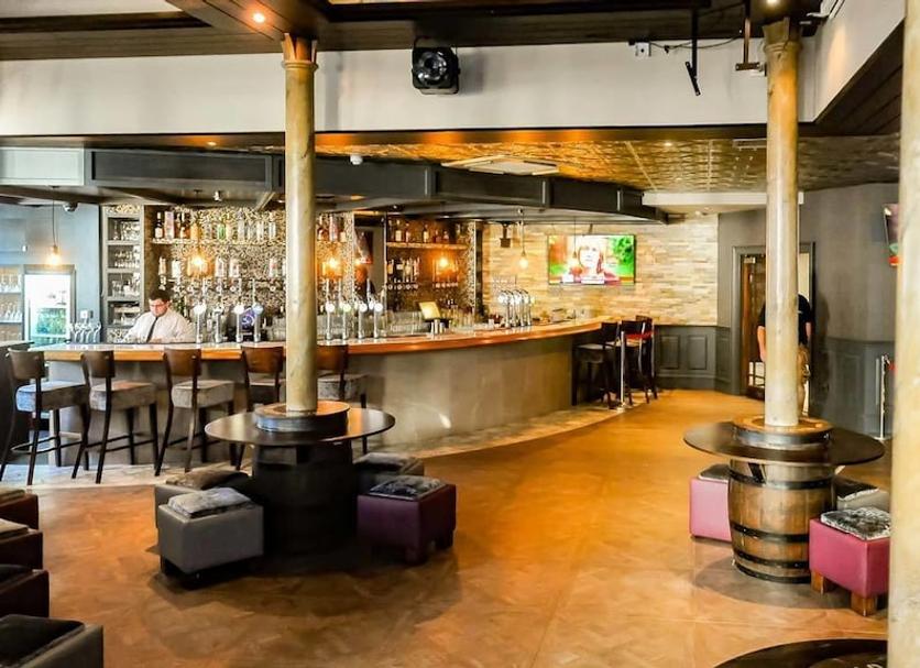 Bar Photo