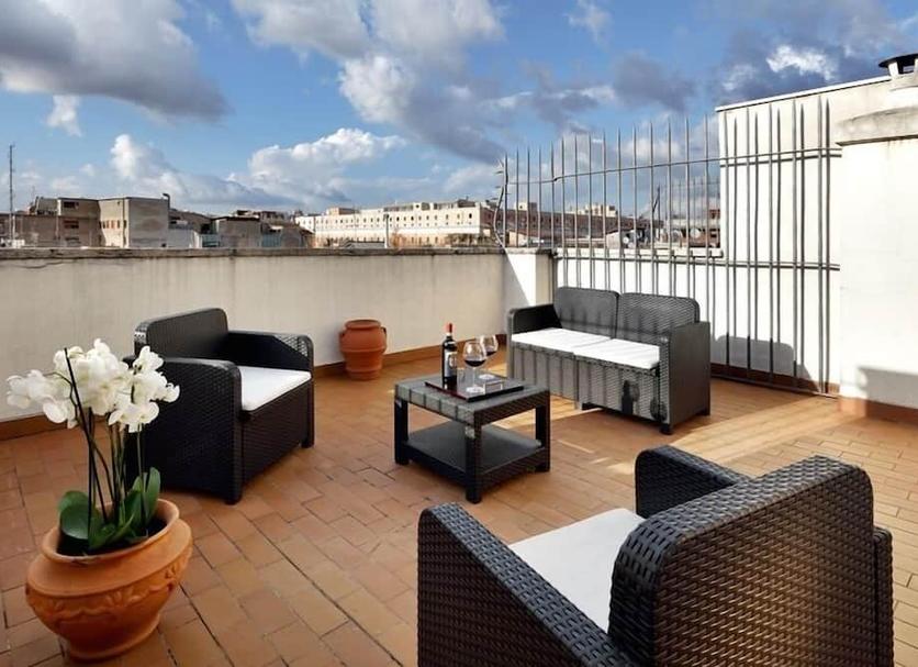 Balcony Photo