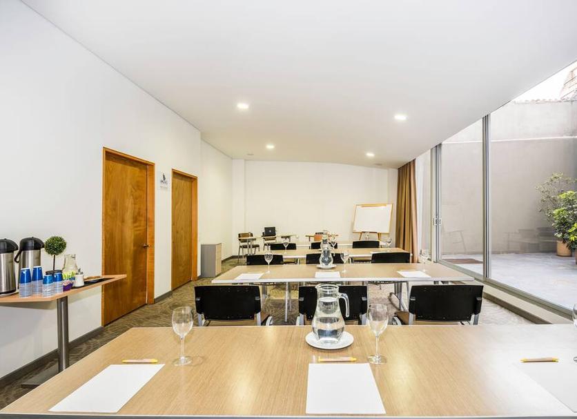 Business centre Photo