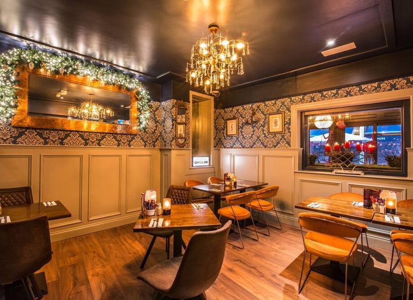 Restaurant Photo