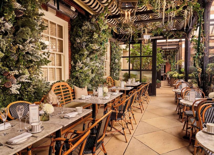 Restaurant Photo