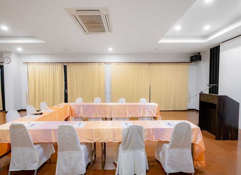 Conference room Photo