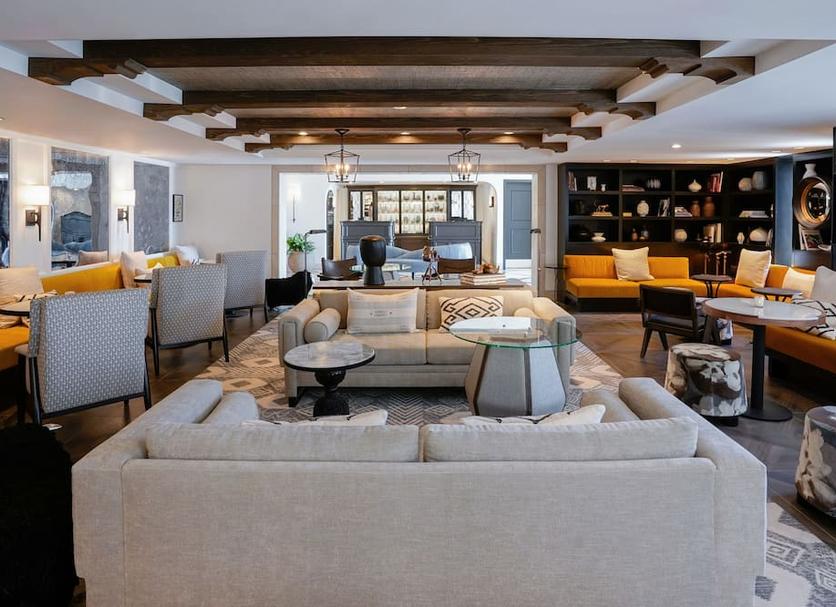 Lounge Photo