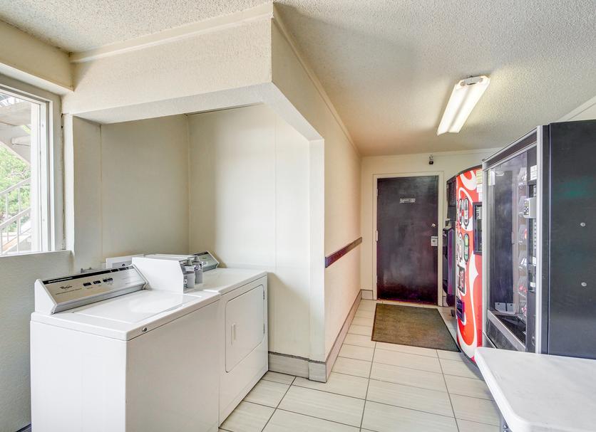 Laundry facility Photo