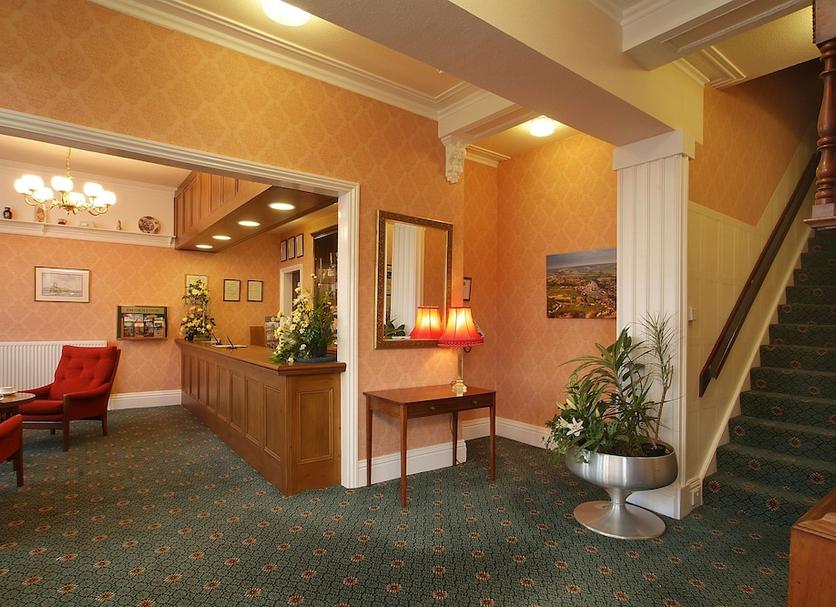 Front desk Photo