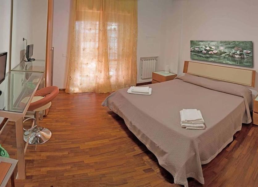 Bedroom Photo
