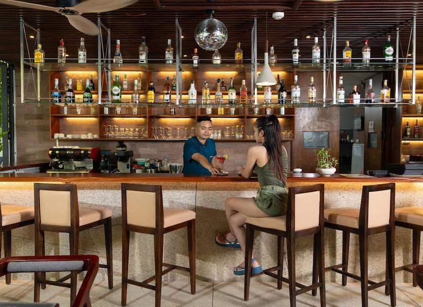 Bar Photo