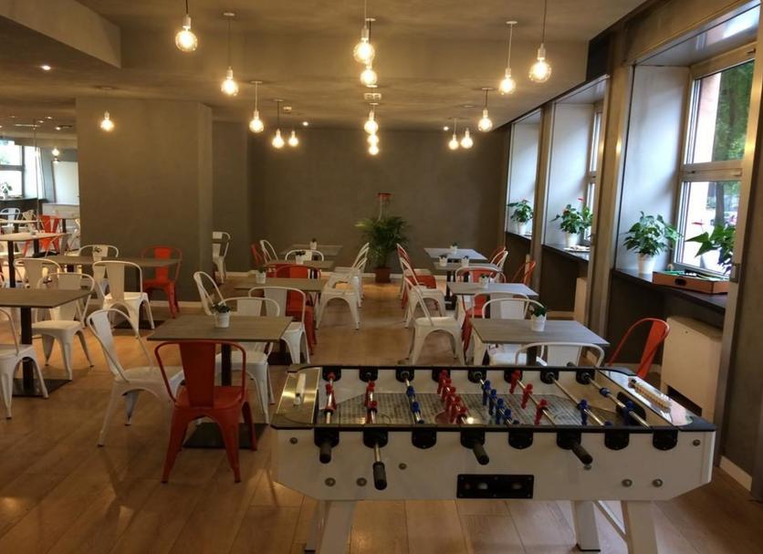 Restaurant Photo