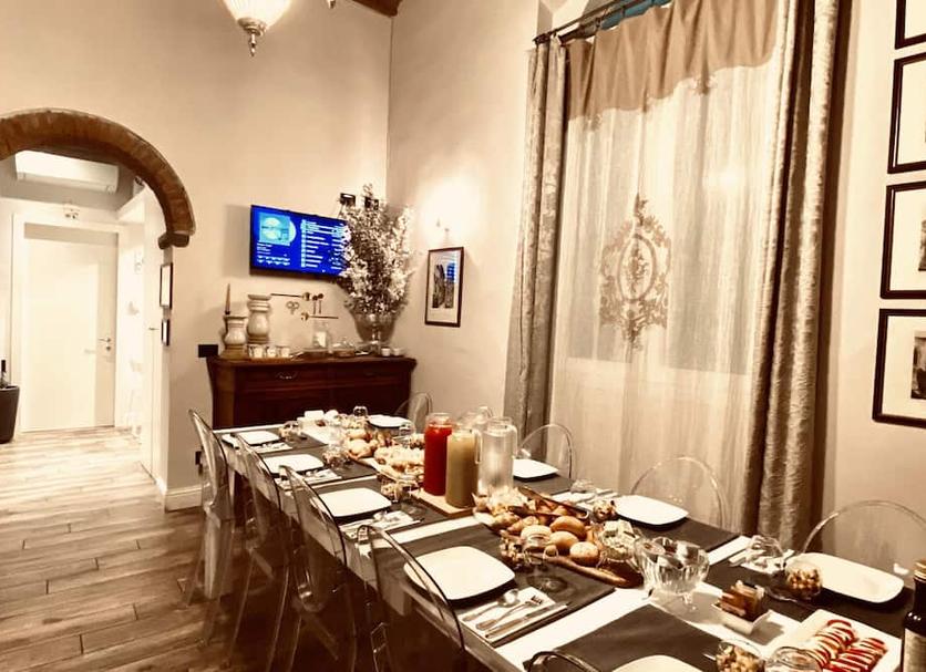 Dining room Photo