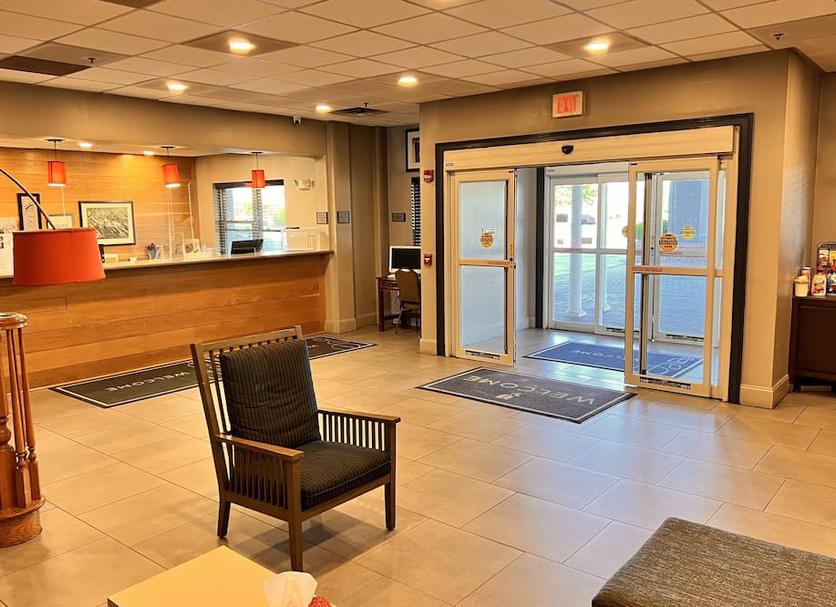 Front desk Photo