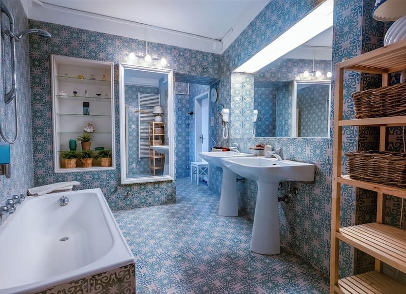 Bathroom Photo
