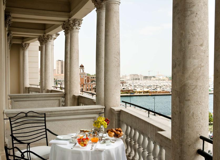 Balcony Photo