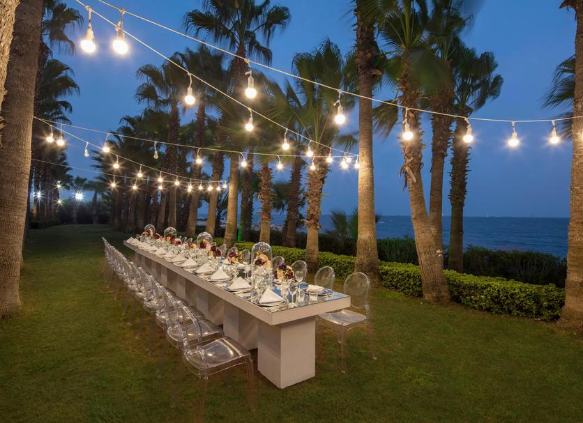 Banquet hall Photo