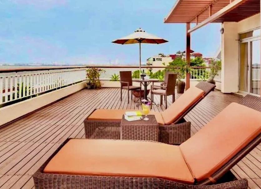 Balcony Photo