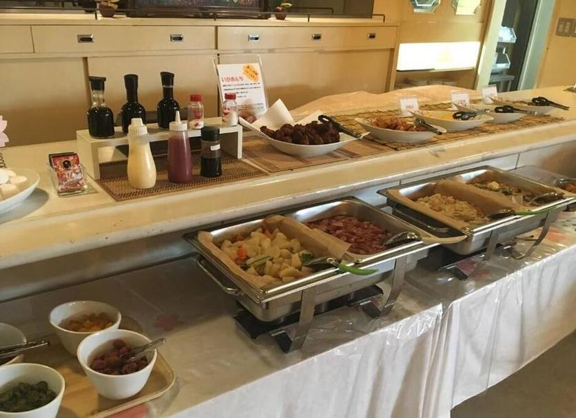 Buffet Photo