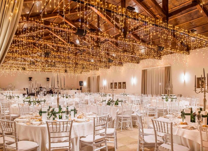 Banquet hall Photo