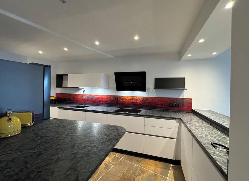 Kitchen Photo