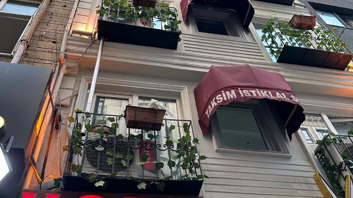 Taksim Istiklal Suites